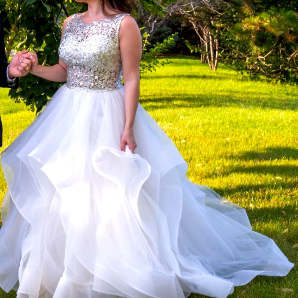 Pnina Tornai Love Collection Wedding Dress